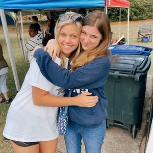 Meet your Posher, Madi